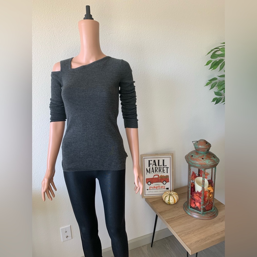 Bailey 44 Grey Wool Cold Shoulder Long Sleeve Shirt (M)